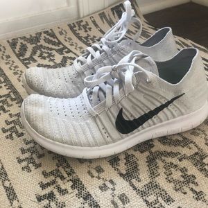 Nike Free Flyknit